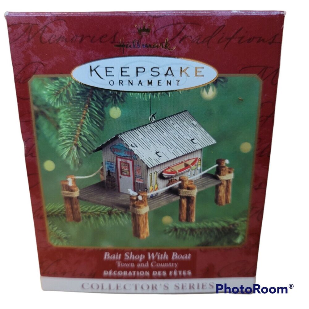 2000 Hallmark Bait Shop With Boat Town and Country Collector's Series. - Picture 2 of 4
